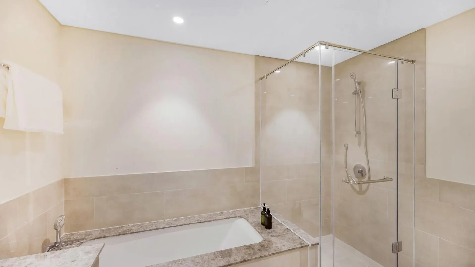 Durrani Homes - Grand 07
